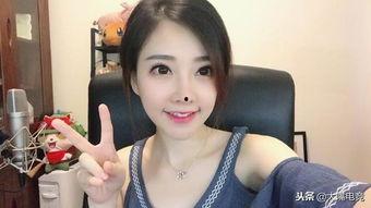 斗鱼的新女主播视频,视频走红网络，网友热议不已