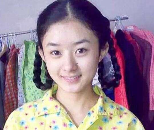 赵丽颖在农村的照片,展现淳朴乡村风情